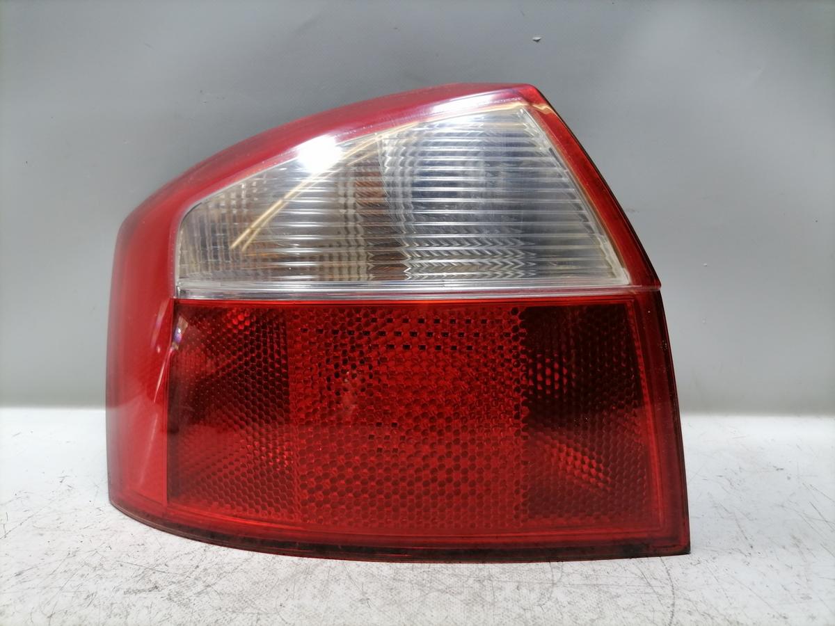 Audi A4 8E B6 original R&uuml;cklicht R&uuml;ckleuchte Schlussleuchte links Limousine Bj.2004